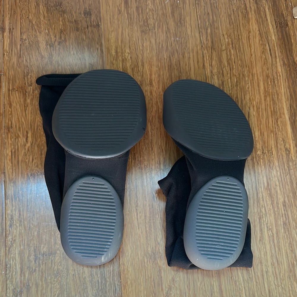 Black Sock Sneakers- Yeezy Pods